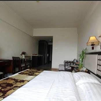 Green Bamboo Hotel 桂林 外观 照片