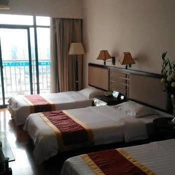 Green Bamboo Hotel 桂林 外观 照片