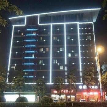 Green Bamboo Hotel 桂林 外观 照片
